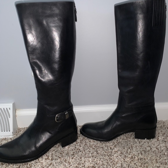 Shoes - black riding boots with heel and buckle